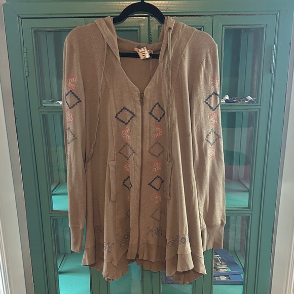 Caite NWT Till Y Embroidered Hooded Sweatshirt in Faded Sage